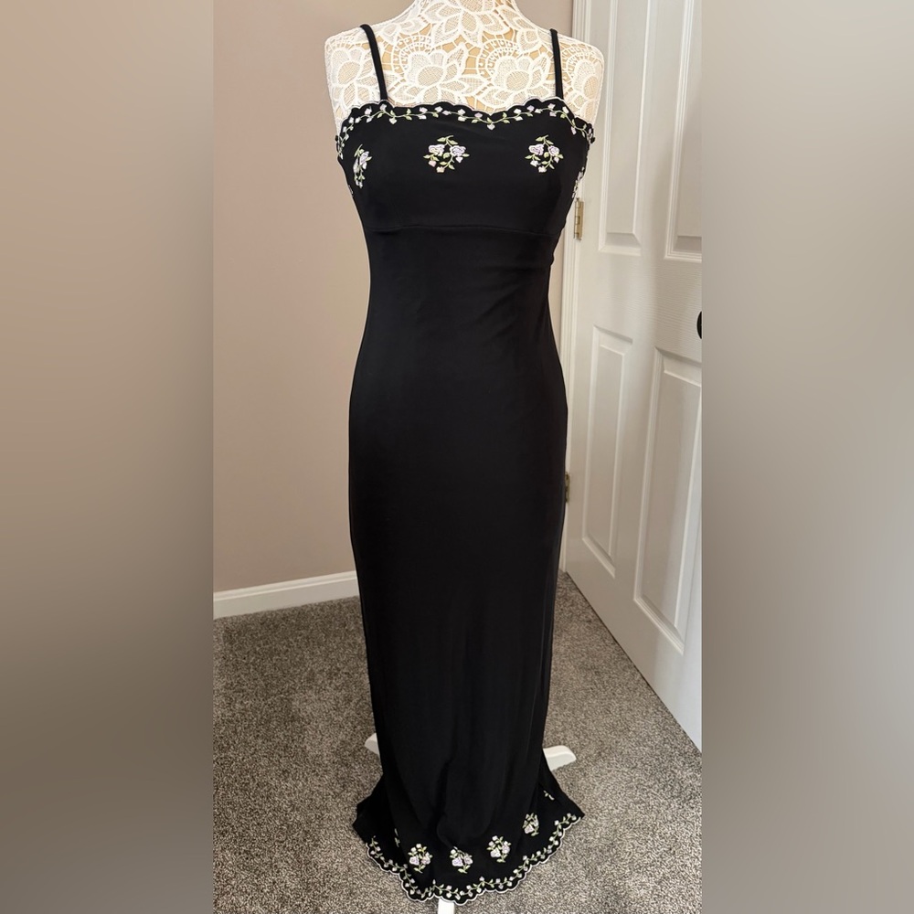 City Triangles Black Floral Embellished Maxi Dress size small
